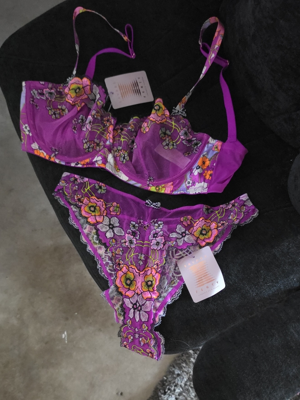 Savage X Fenty Floral Lace Underwire Bra & Thong Set — Purple